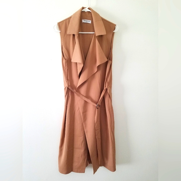 NWOT Glamorous Sleeveless Belted Lightweight Trench Jacket Khaki Size Small - Picture 1 of 8
